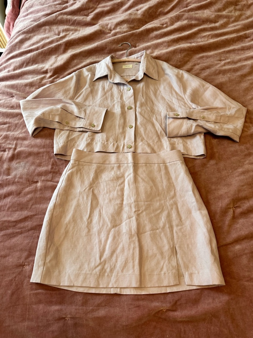 Aritzia Wilfred Cropped Lilac Button-Front Shirt with Matching Skirt set - Picture 4 of 10